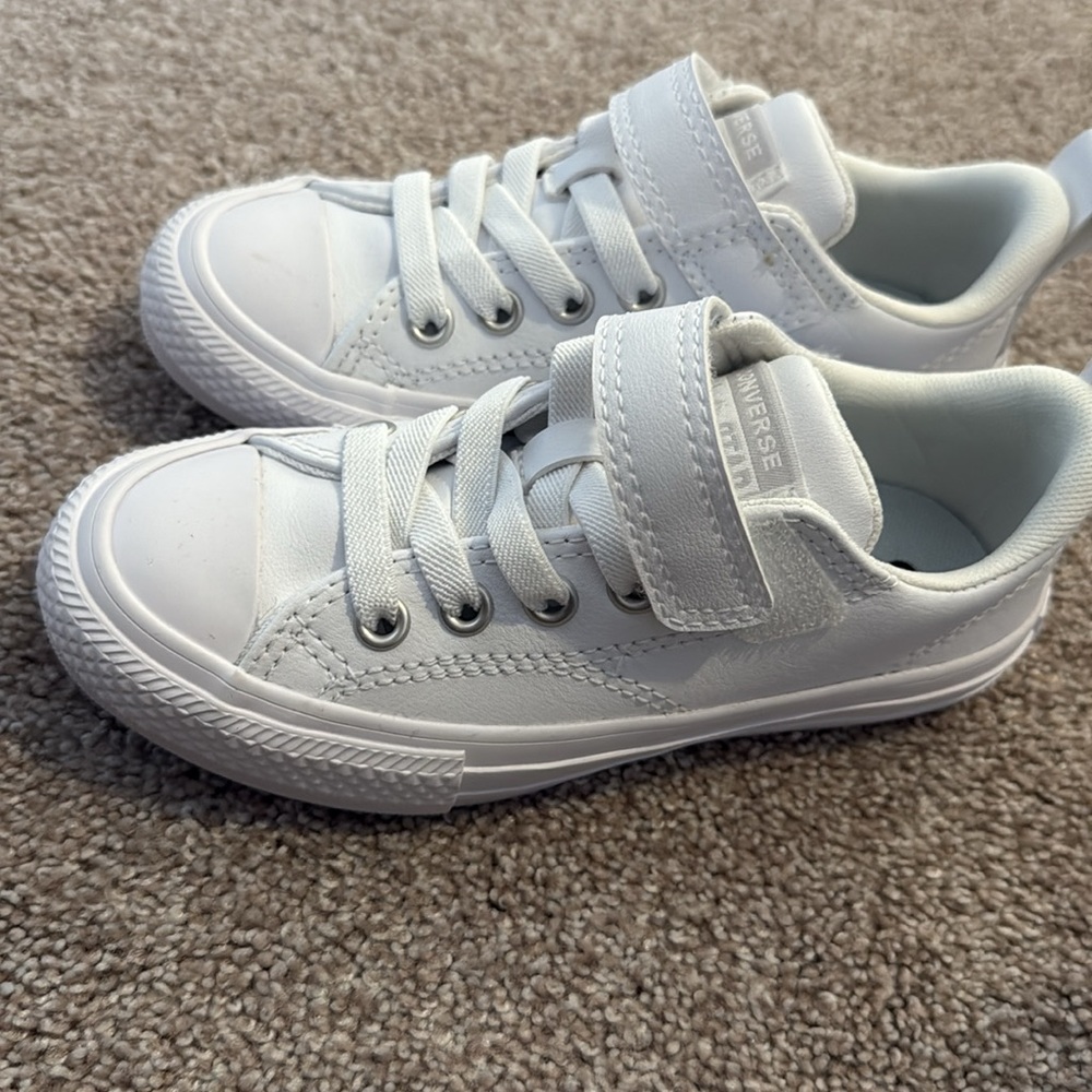 Kids White Converse. BRAND NEW - Picture 5 of 5